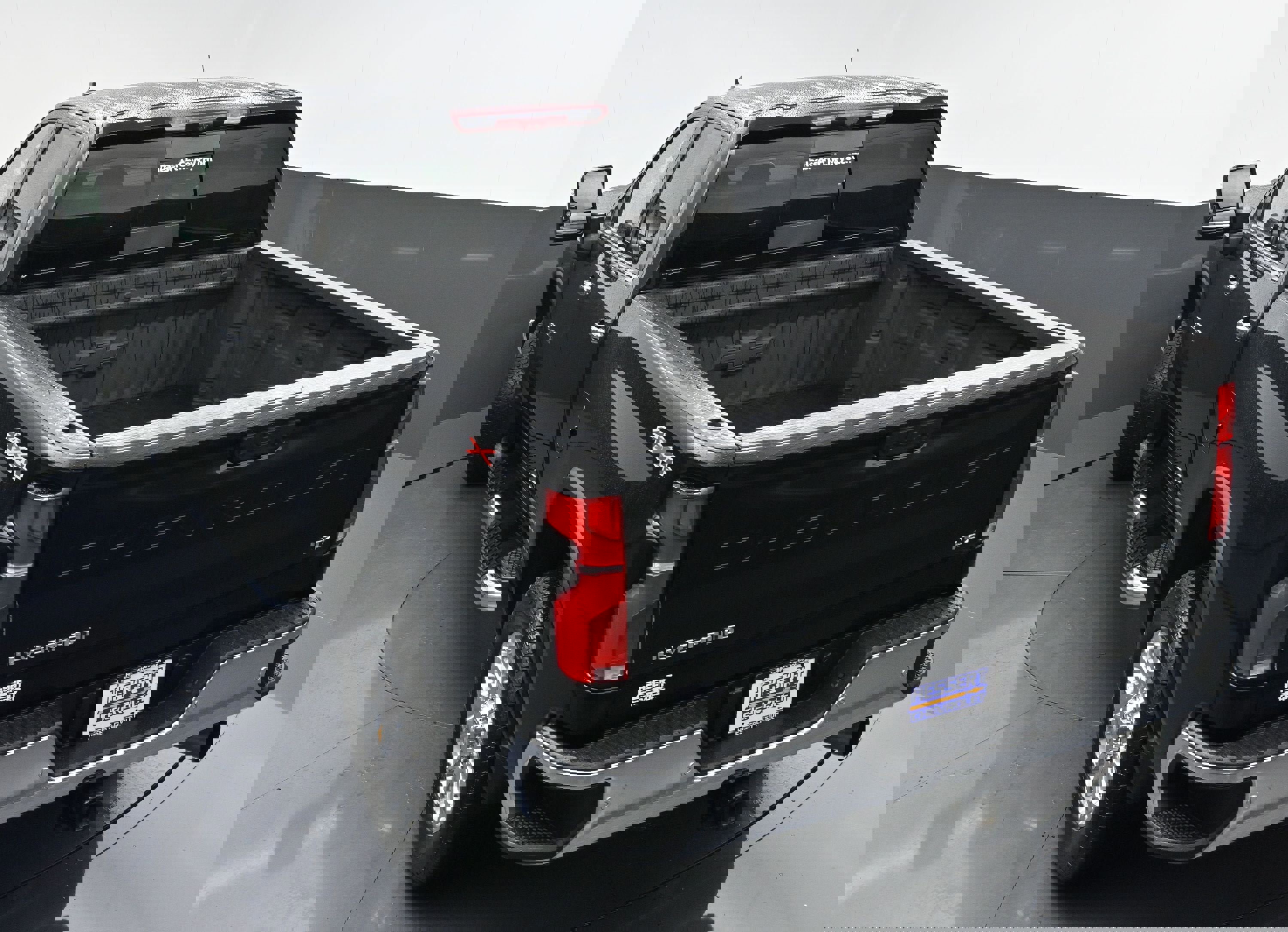 Certified 2025 Chevrolet Silverado 2500 LTZ w/ LTZ Convenience Package image 51