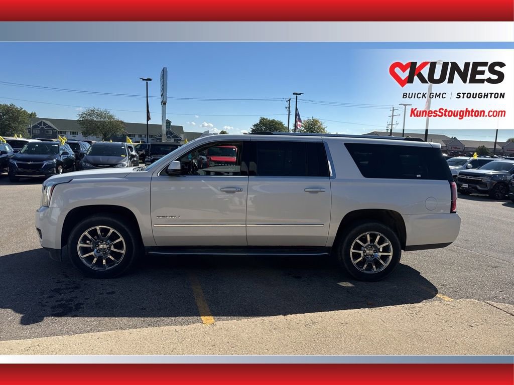 Used 2017 GMC Yukon XL Denali w/ Open Road Package image 6