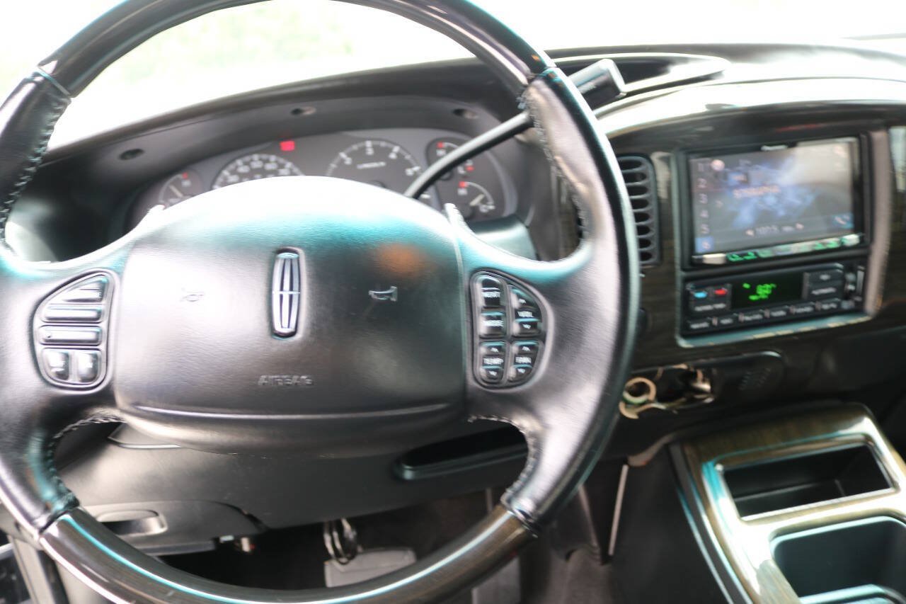 Used 2002 Lincoln Blackwood RWD image 72