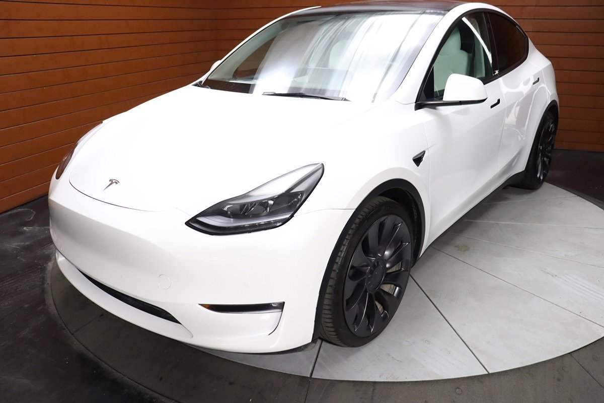 Used 2022 Tesla Model Y Performance AWD/4WD image 6