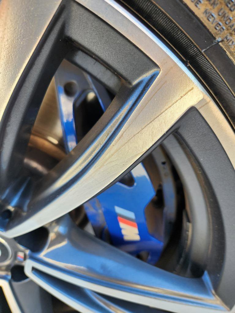 Used 2022 BMW 750i xDrive w/ M Sport Package image 26