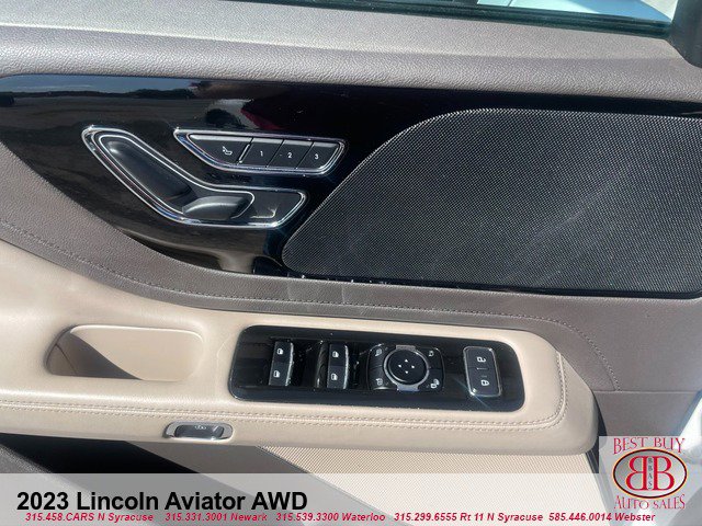 Used 2023 Lincoln Aviator AWD image 13