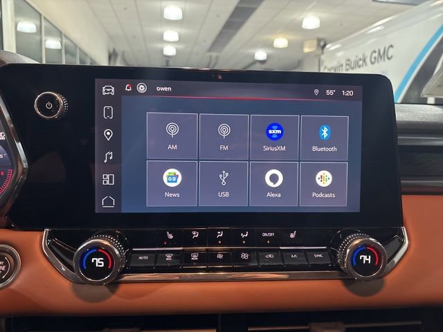 Used 2024 GMC Canyon AT4 w/ Technology Package image 25