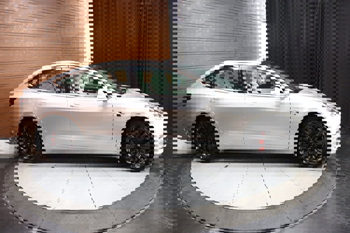 Used 2020 Tesla Model 3 Performance image 62