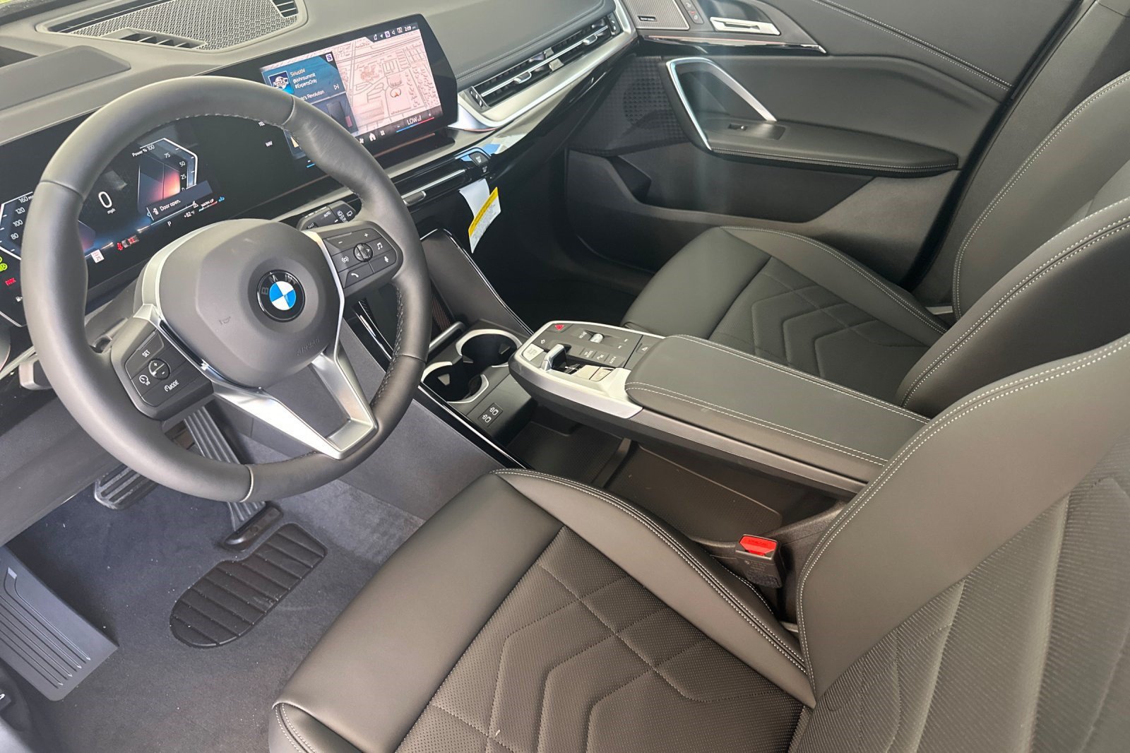 New 2027 BMW X1 xDrive28i AWD/4WD image 4