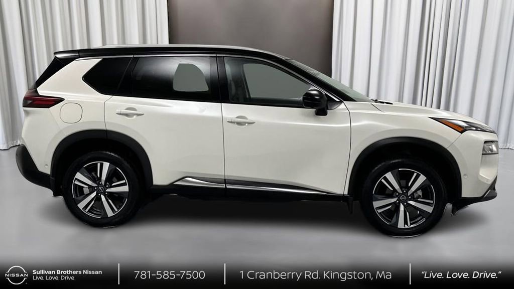 Certified 2023 Nissan Rogue SL w/ SL Premium Package AWD/4WD image 4