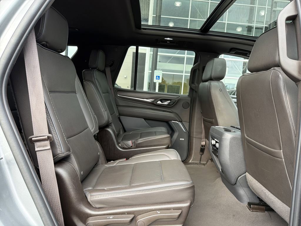 Used 2023 GMC Yukon Denali RWD image 18