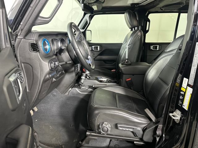 Used 2022 Jeep Wrangler Unlimited Sahara image 11