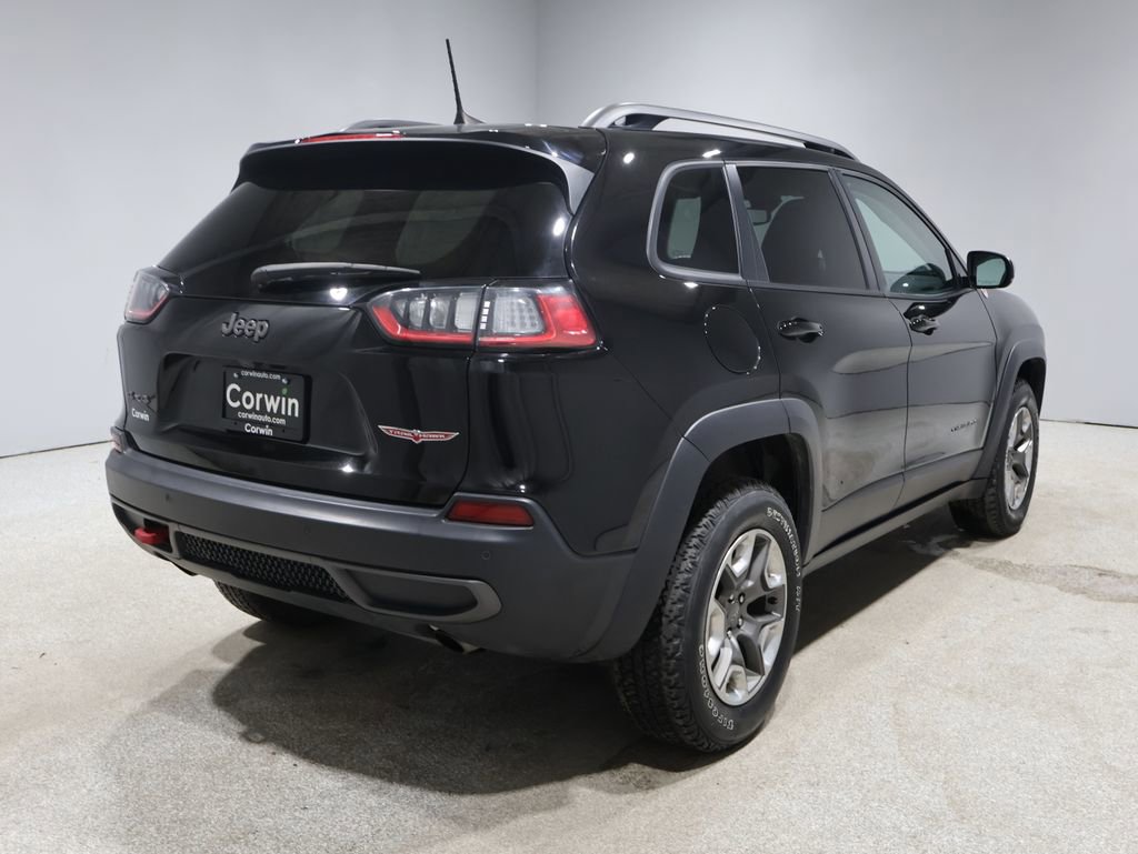 Used 2019 Jeep Cherokee Trailhawk w/ Cold Weather Group video 2
