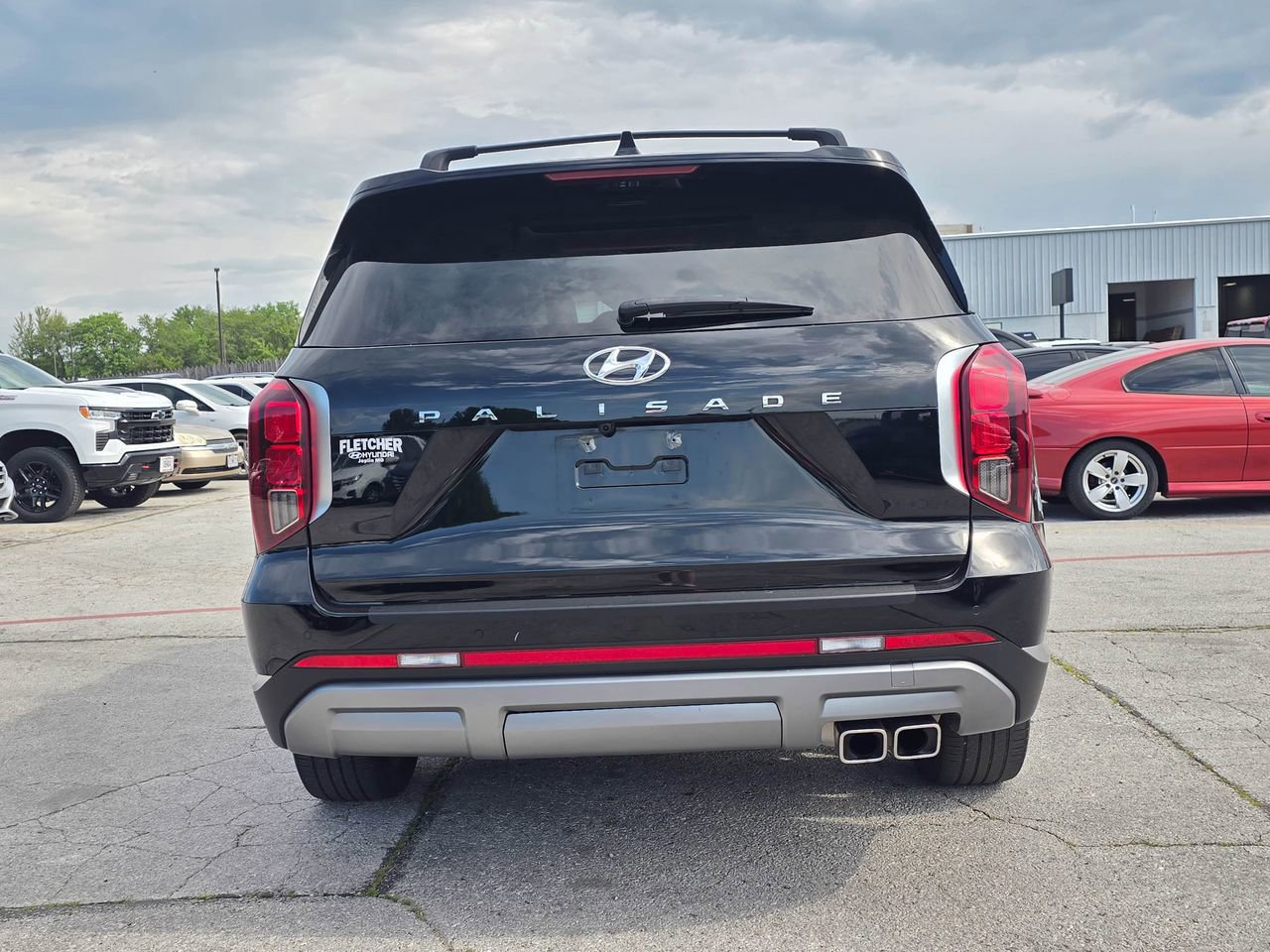 Used 2024 Hyundai Palisade Limited FWD image 5