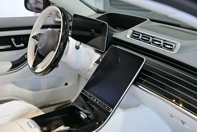 Used 2024 Mercedes-Benz Maybach S 680 Maybach S 680 4MATIC Sedan image 51