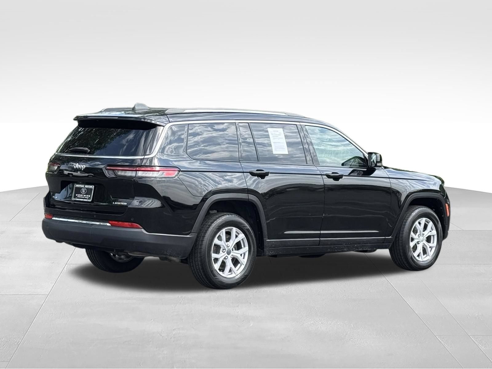 Used 2021 Jeep Grand Cherokee L Limited AWD/4WD image 4
