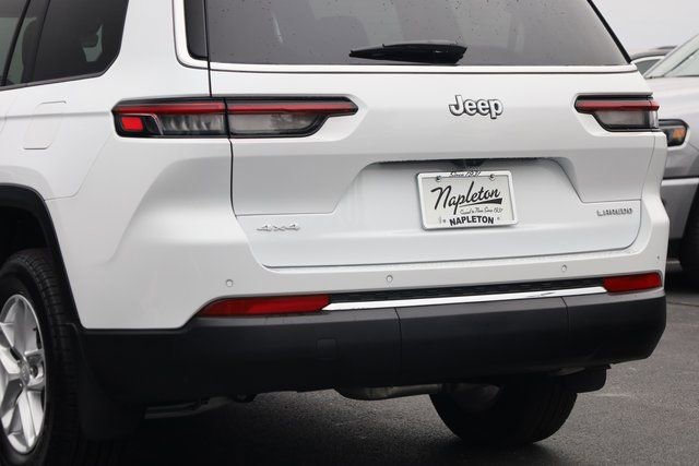 Used 2025 Jeep Grand Cherokee L Laredo w/ Luxury Tech Group I image 7