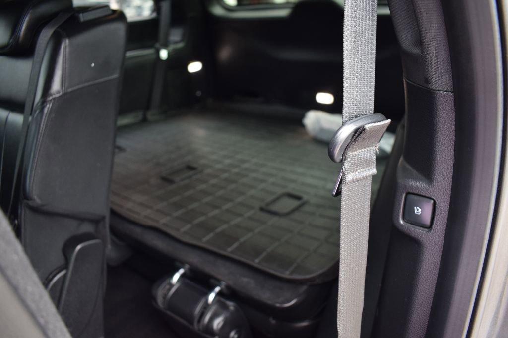 Used 2018 Ford Expedition XLT w/ Equipment Group 202A image 12