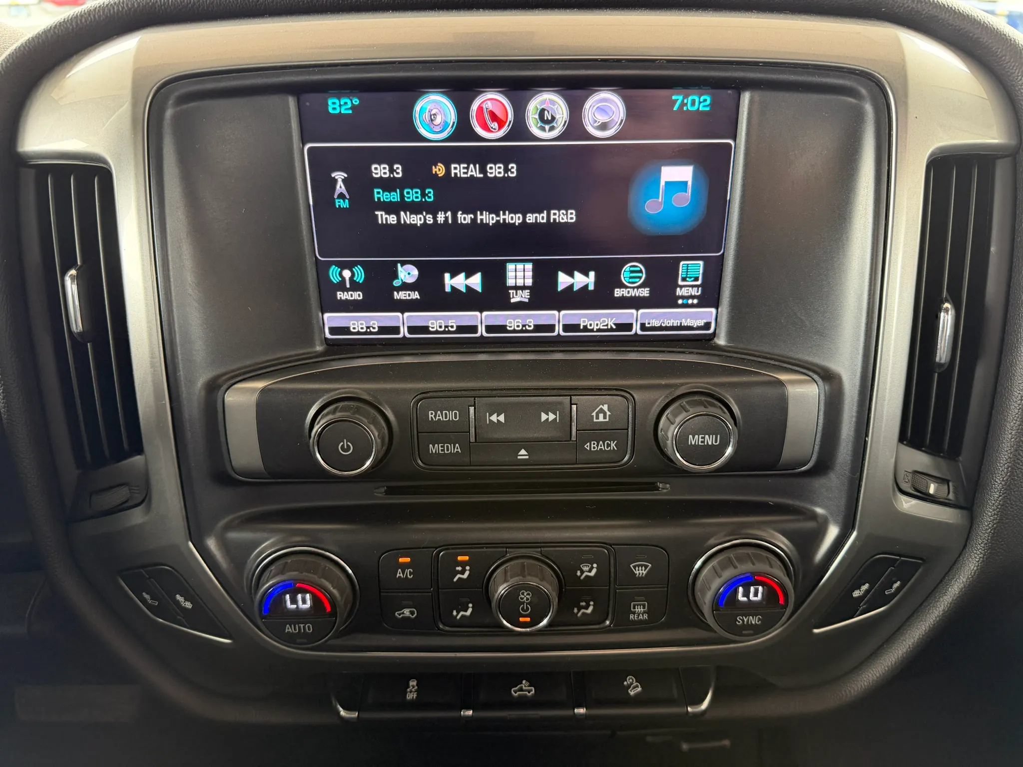 Used 2016 Chevrolet Silverado 1500 LT w/ All Star Edition AWD/4WD image 18