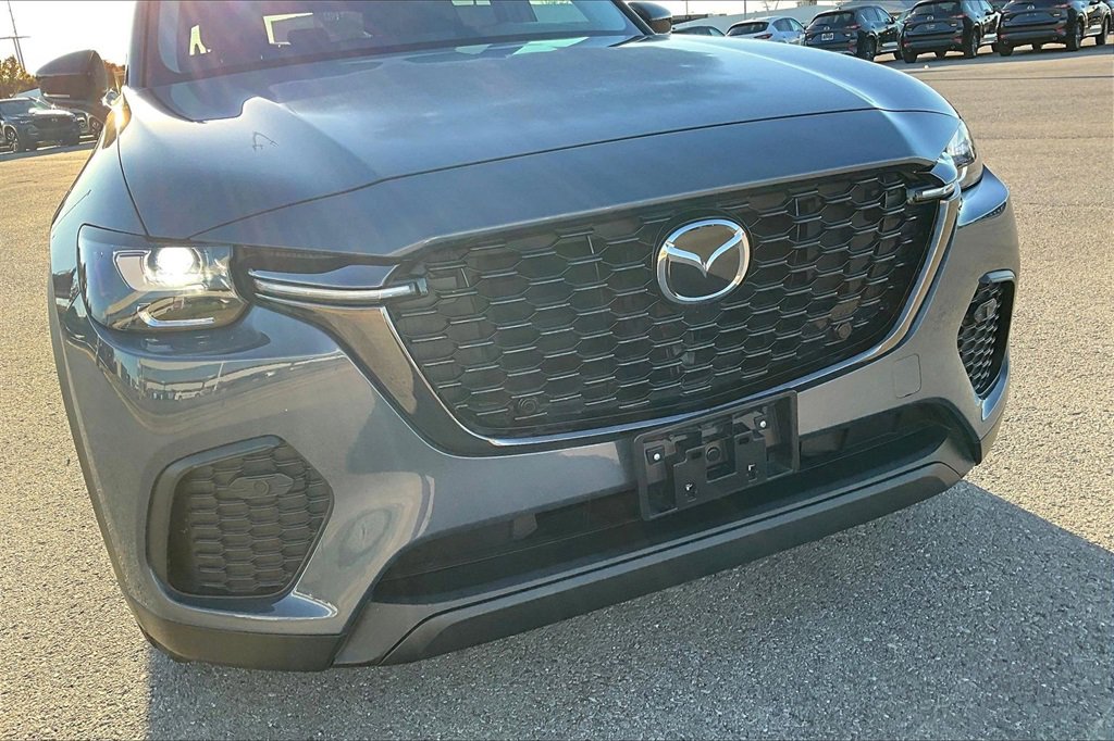 Certified 2025 MAZDA CX-70 3.3 Turbo w/ Preferred Package image 26