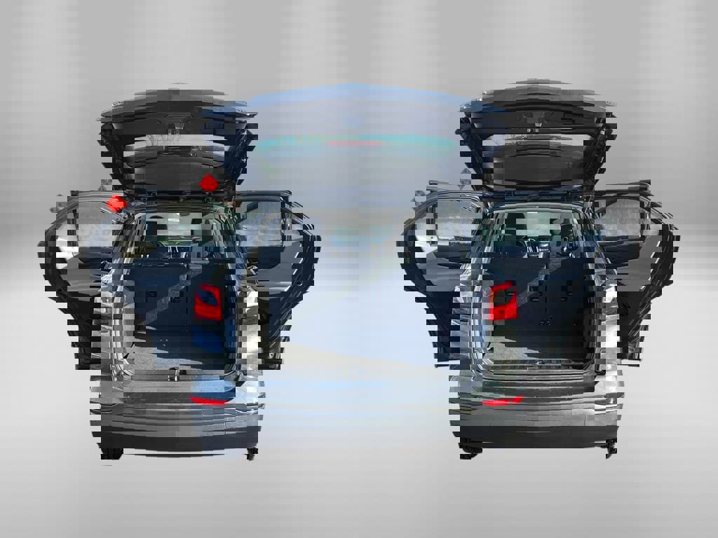 Used 2020 Chevrolet Equinox LS image 34