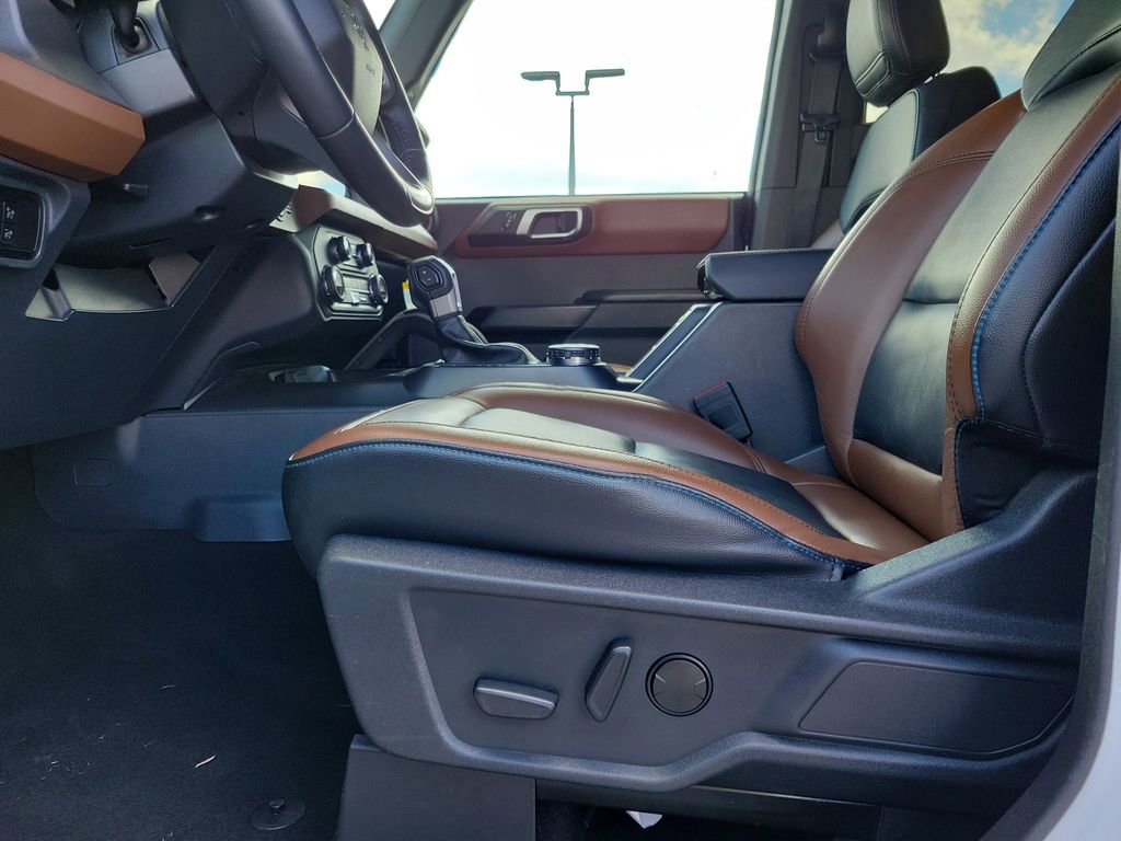 Certified 2024 Ford Bronco Outer Banks image 18