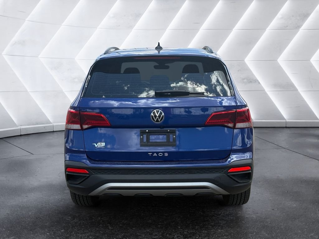 Used 2024 Volkswagen Taos S w/ MDO Package FWD image 5