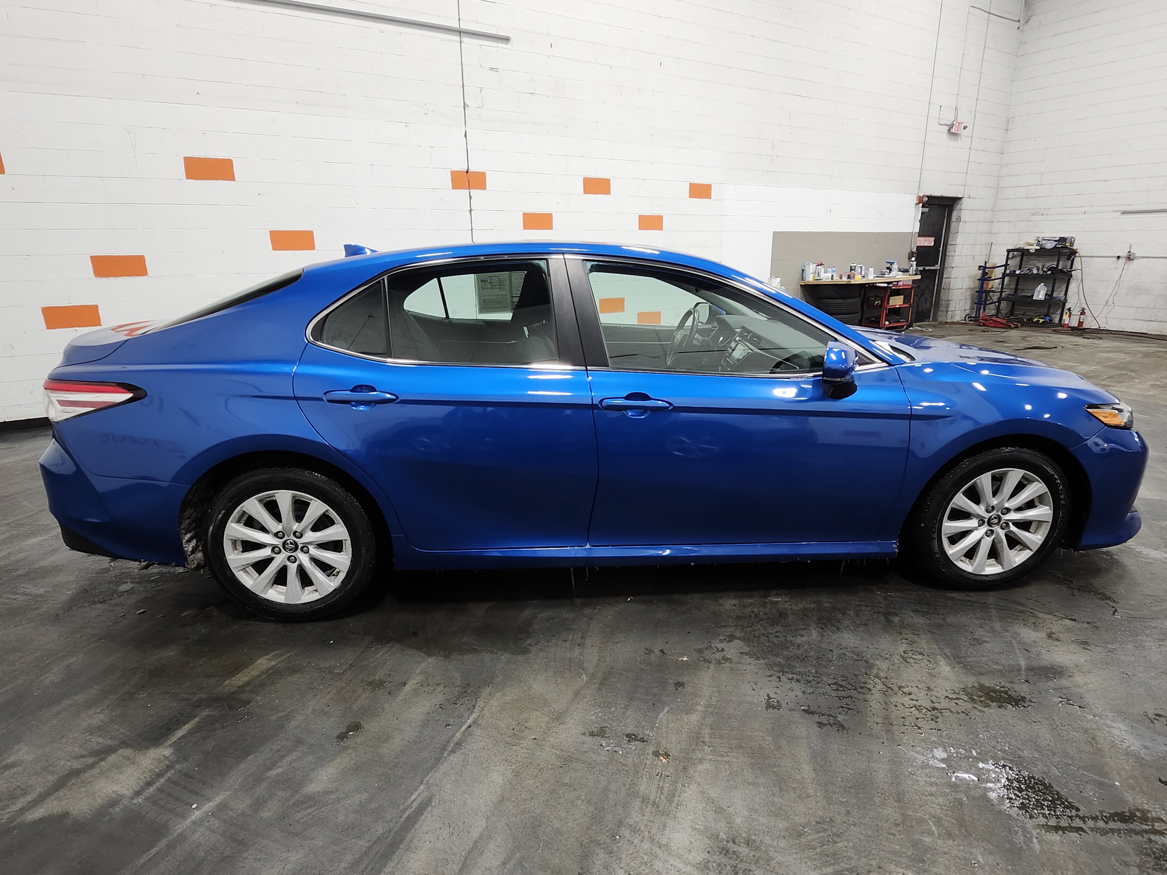 Used 2019 Toyota Camry LE image 15