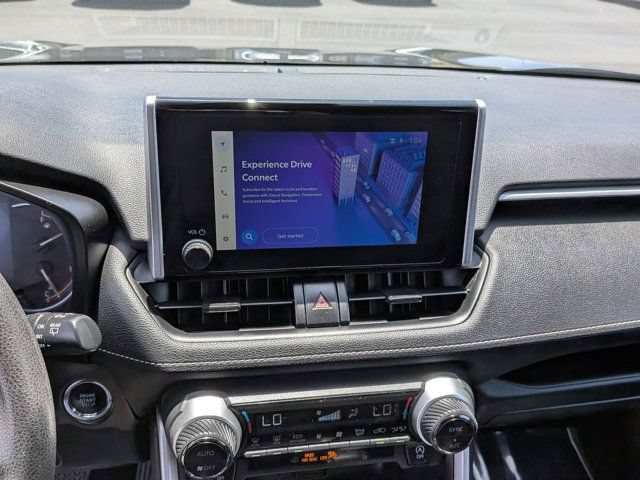 Used 2025 Toyota RAV4 XLE AWD/4WD image 19