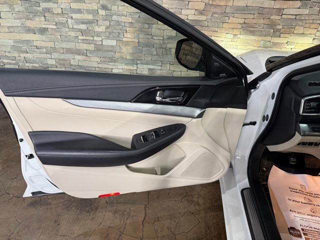 Used 2017 Nissan Maxima 3.5 SL image 9