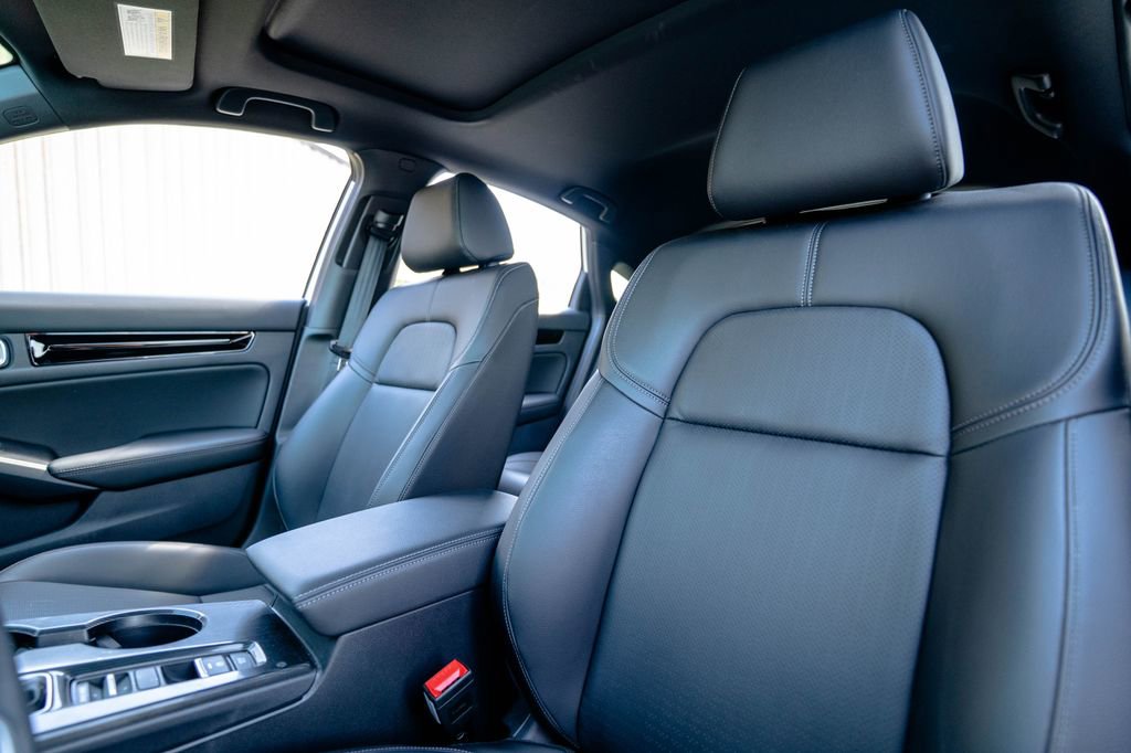Used 2025 Honda Civic Sport Touring image 6