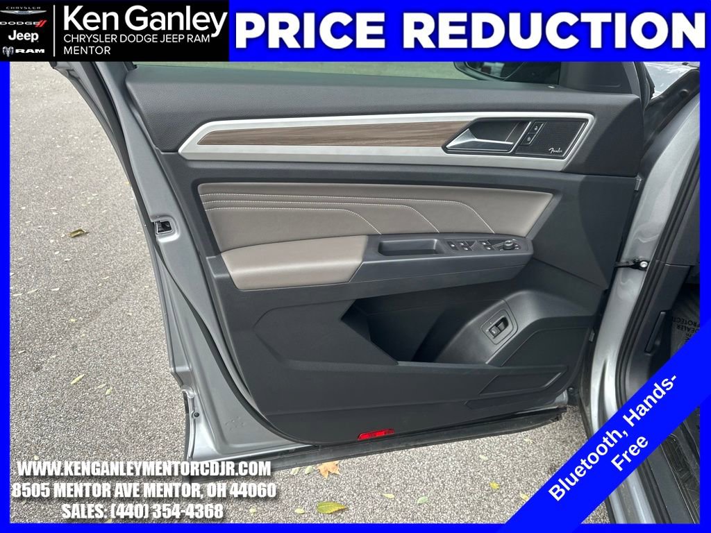 Used 2021 Volkswagen Atlas SEL Premium image 10