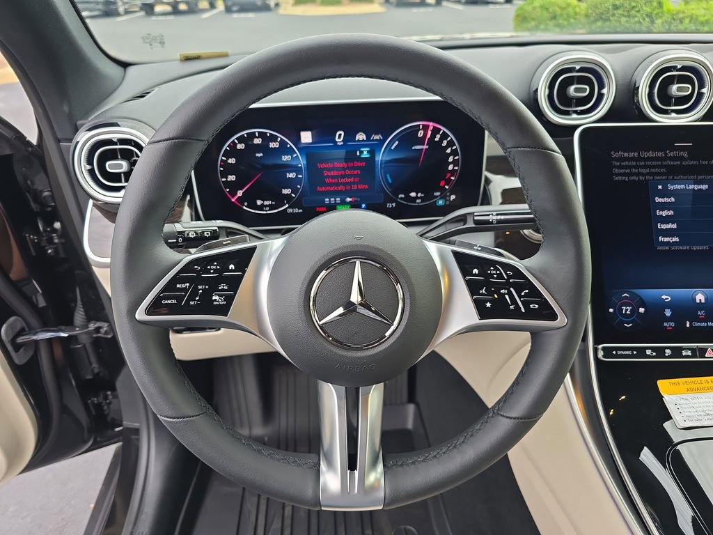Used 2025 Mercedes-Benz GLC 350e 4MATIC image 21