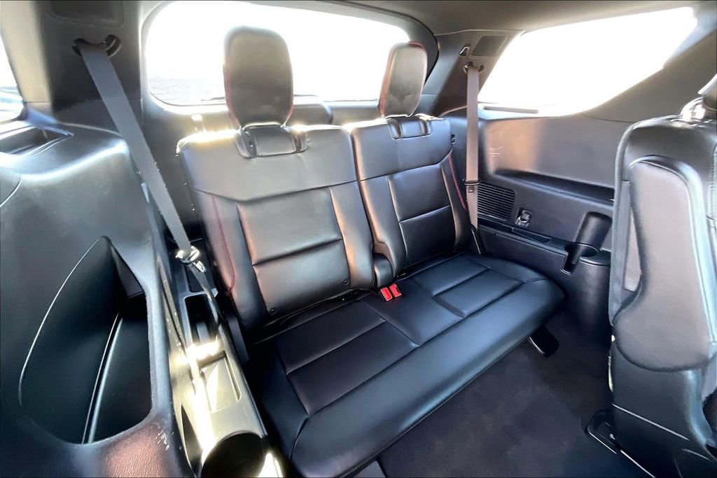 Used 2022 Ford Explorer ST-Line image 27