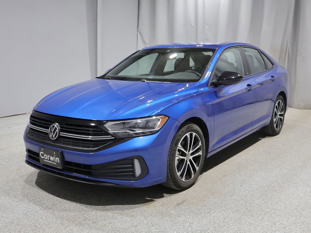 Used 2024 Volkswagen Jetta Sport image 16