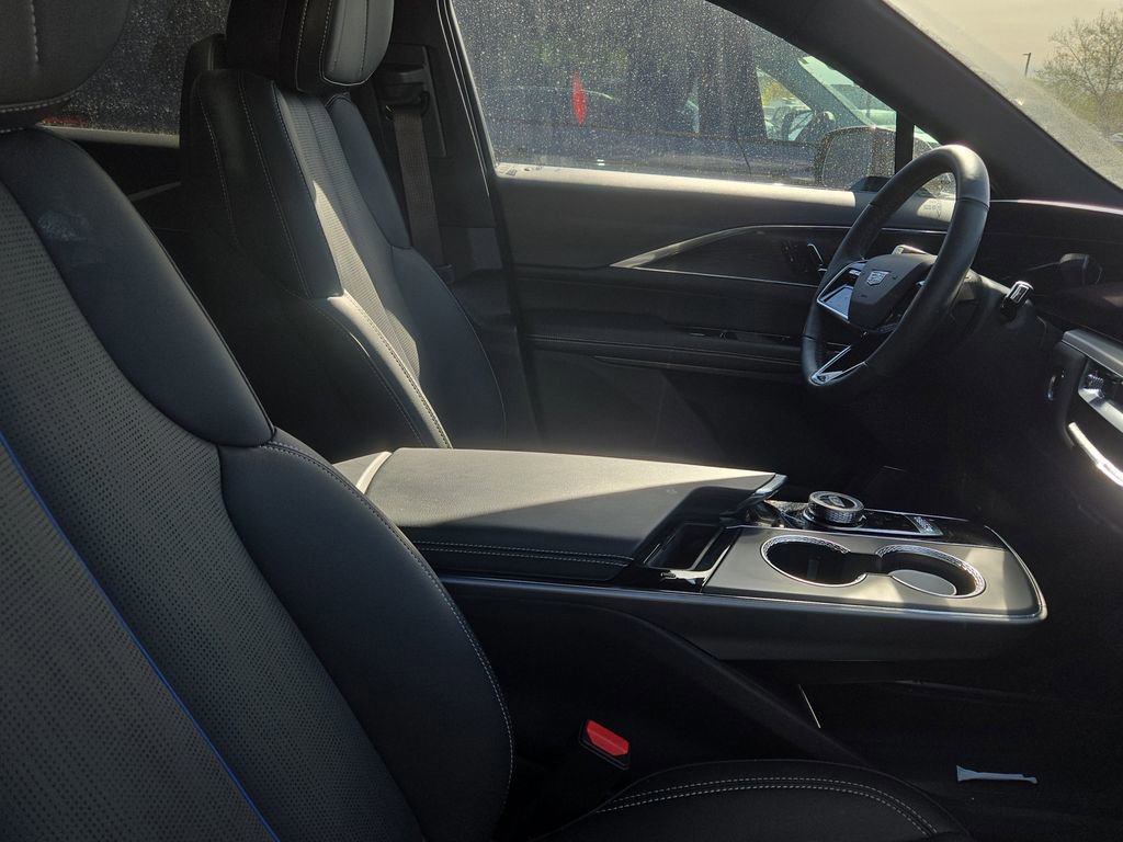 Certified 2024 Cadillac Lyriq Sport image 10