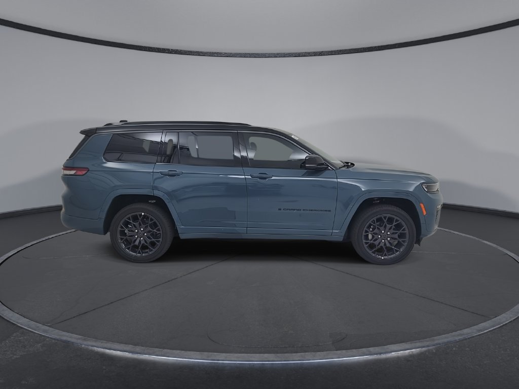 New 2027 Jeep Grand Cherokee L Summit w/ Obsidian Package AWD/4WD image 17