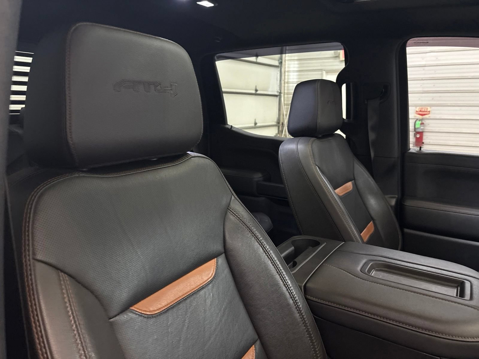 Used 2020 GMC Sierra 1500 AT4 w/ AT4 Premium Package AWD/4WD image 27