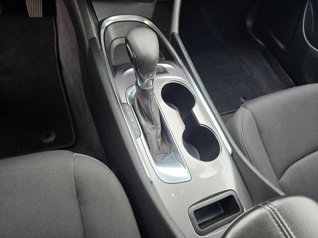 Used 2021 Chevrolet Malibu LT FWD image 24