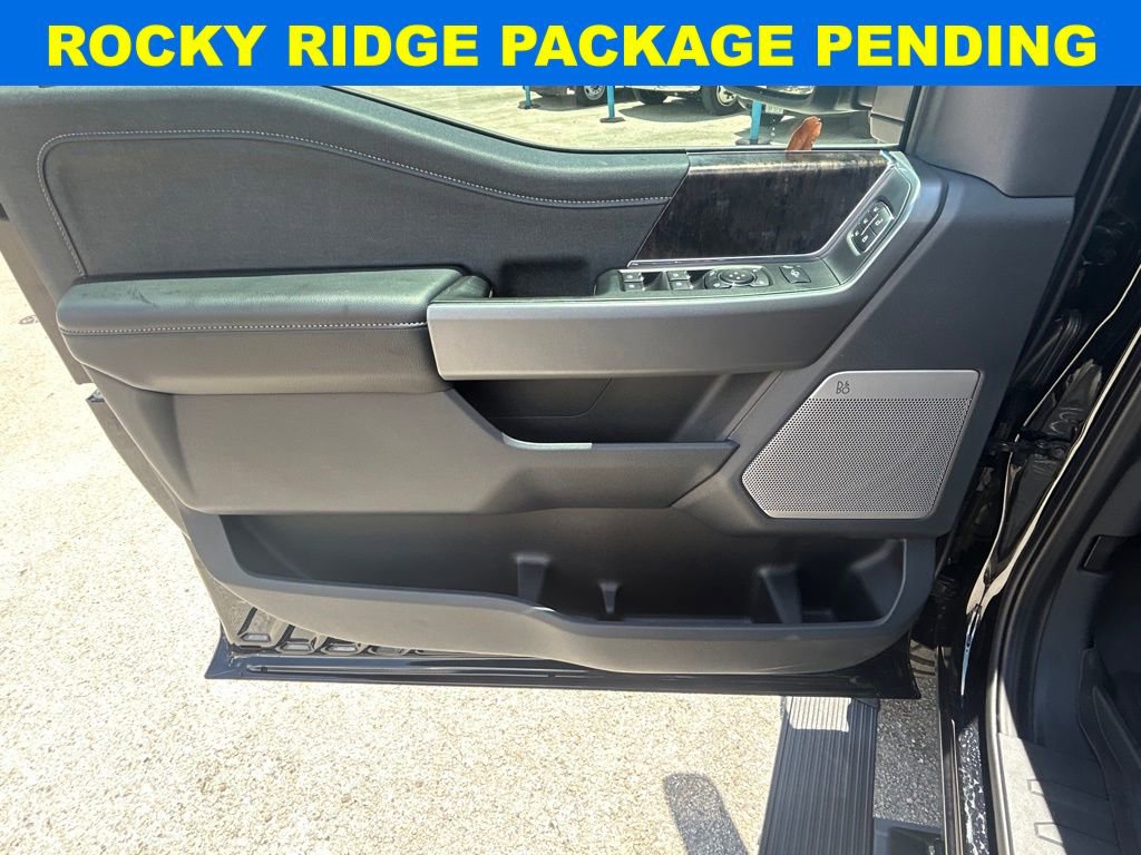 New 2025 Ford F350 Lariat w/ Lariat Ultimate Package image 42