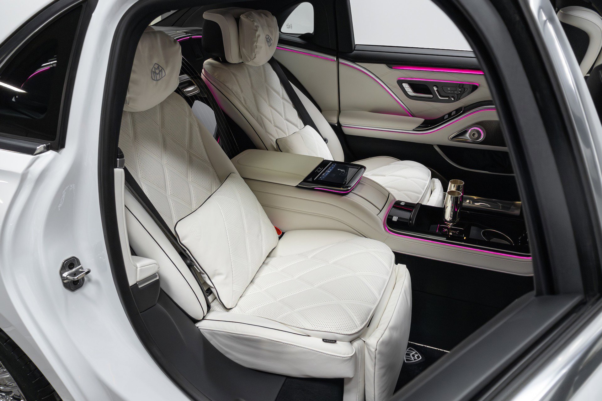 Used 2024 Mercedes-Benz Maybach S 680 4MATIC image 24