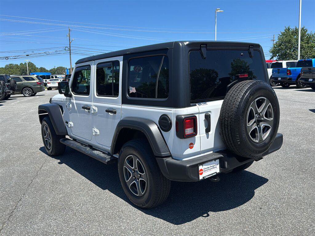 Used 2021 Jeep Wrangler Unlimited Sport AWD/4WD image 3