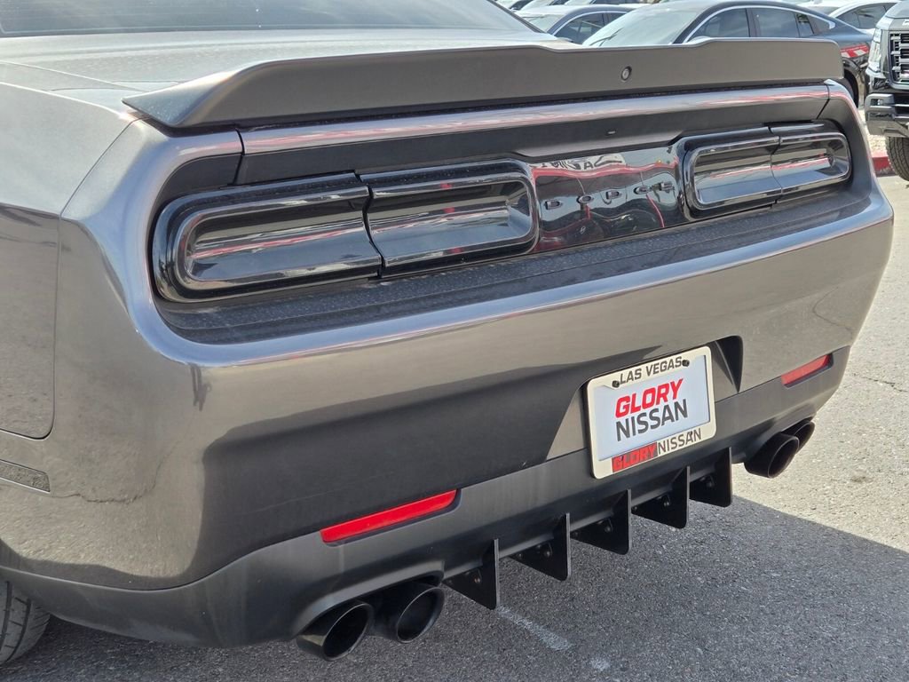 Used 2021 Dodge Challenger SXT w/ Blacktop Package image 9