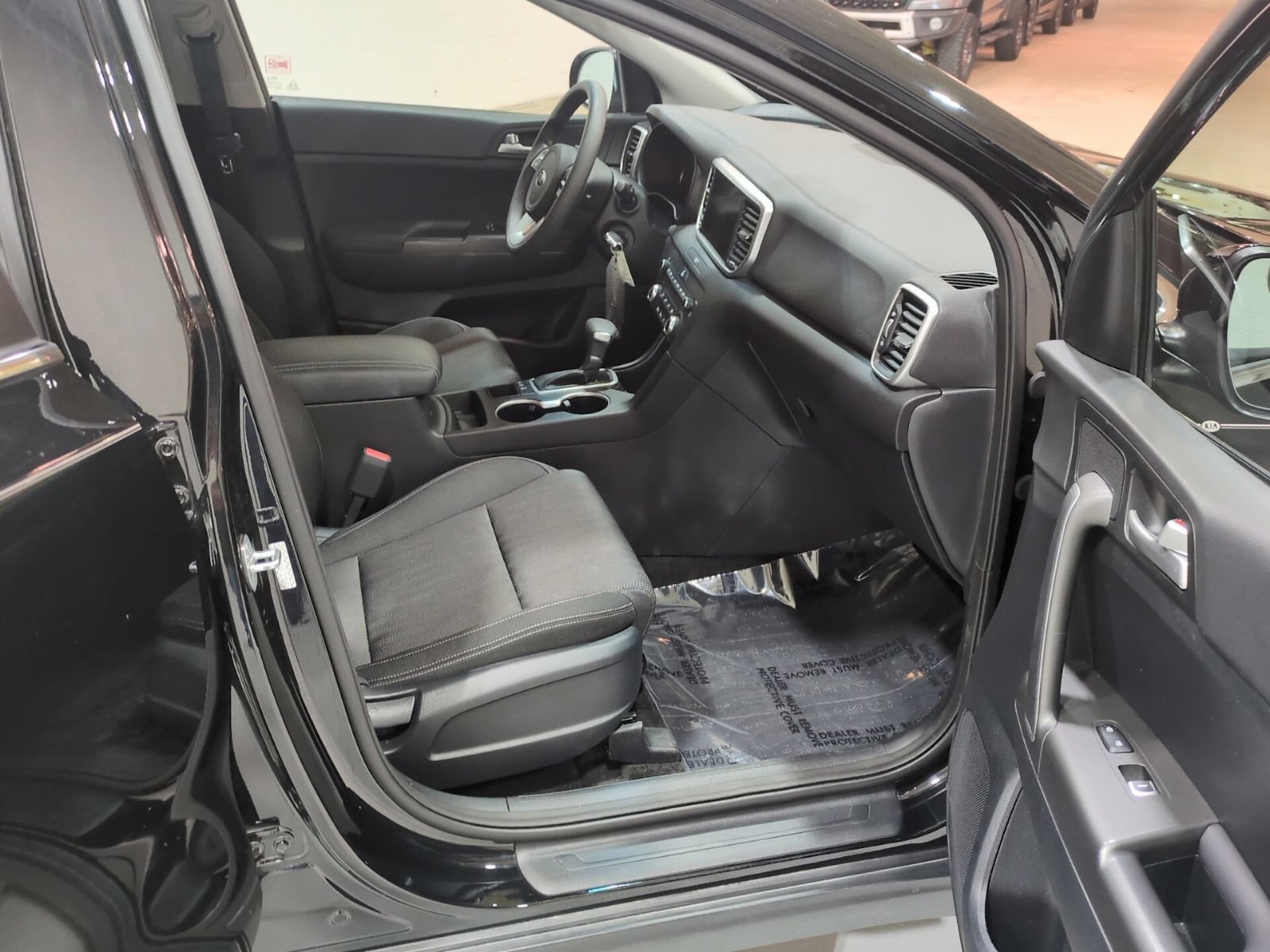 Certified 2022 Kia Sportage LX AWD/4WD image 10