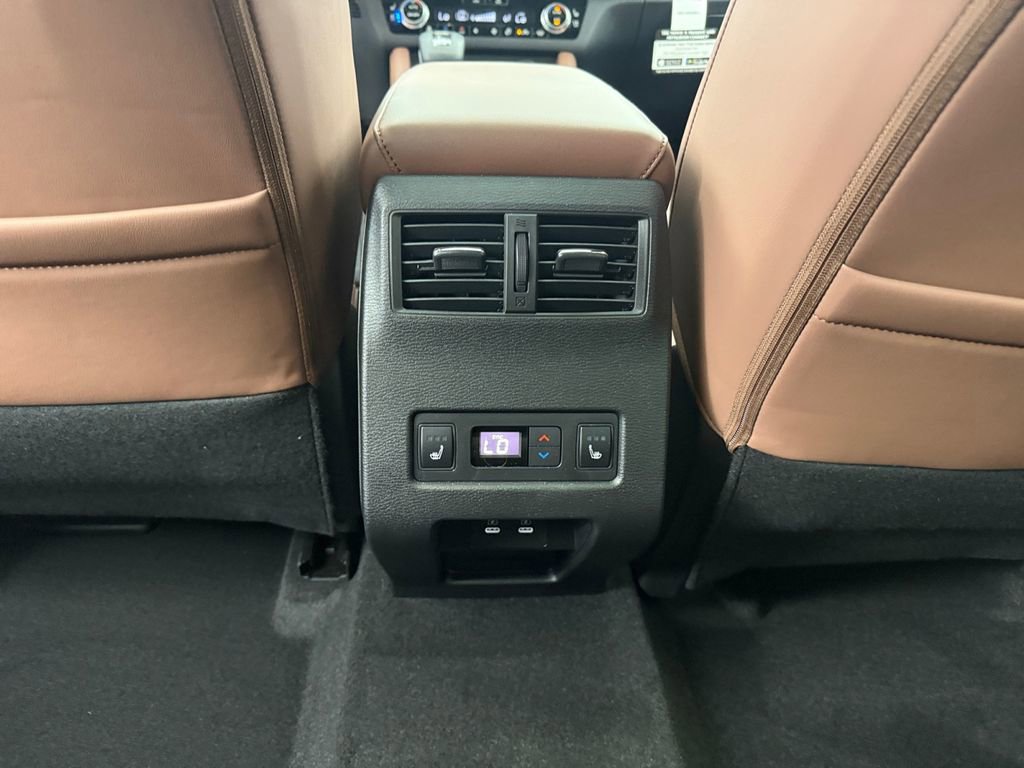 New 2026 Mitsubishi Outlander SEL AWD/4WD image 30