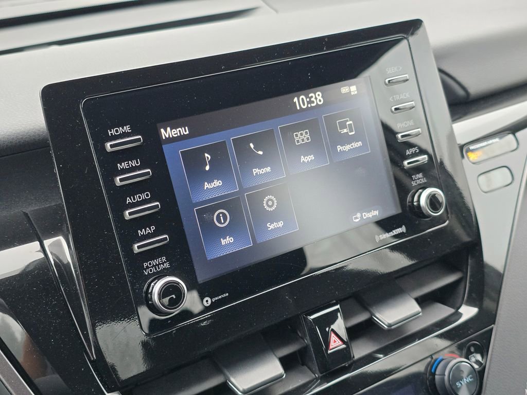 Used 2024 Toyota Camry SE image 29