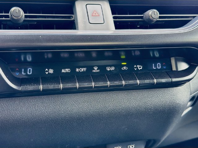 Used 2025 Lexus UX 300h FWD image 34