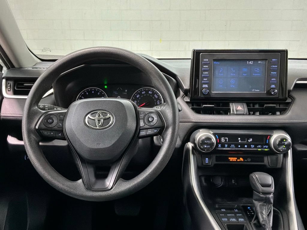 Used 2019 Toyota RAV4 XLE w/ Carpet Mat Package AWD/4WD image 8
