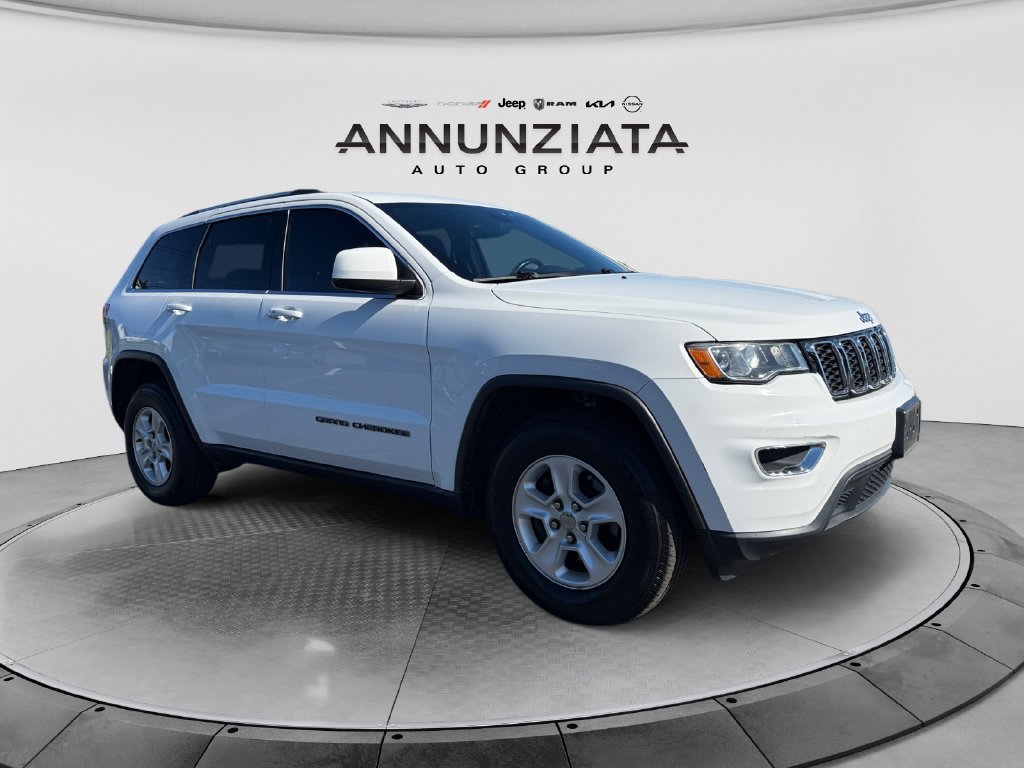 Used 2017 Jeep Grand Cherokee Laredo w/ Quick Order Package 23E AWD/4WD image 7