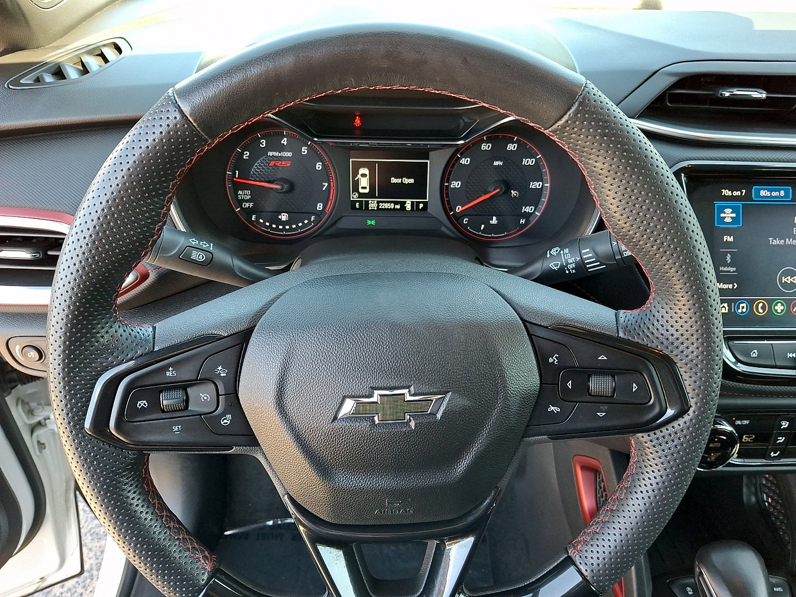 Used 2023 Chevrolet TrailBlazer RS w/ Convenience Package AWD/4WD image 18
