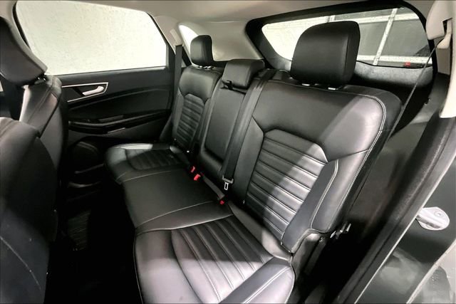 Used 2024 Ford Edge SEL w/ Convenience Package image 23
