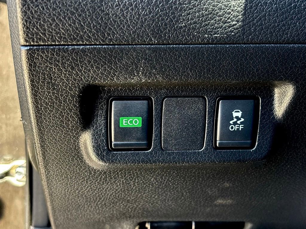 Used 2019 Nissan Sentra SV FWD image 24
