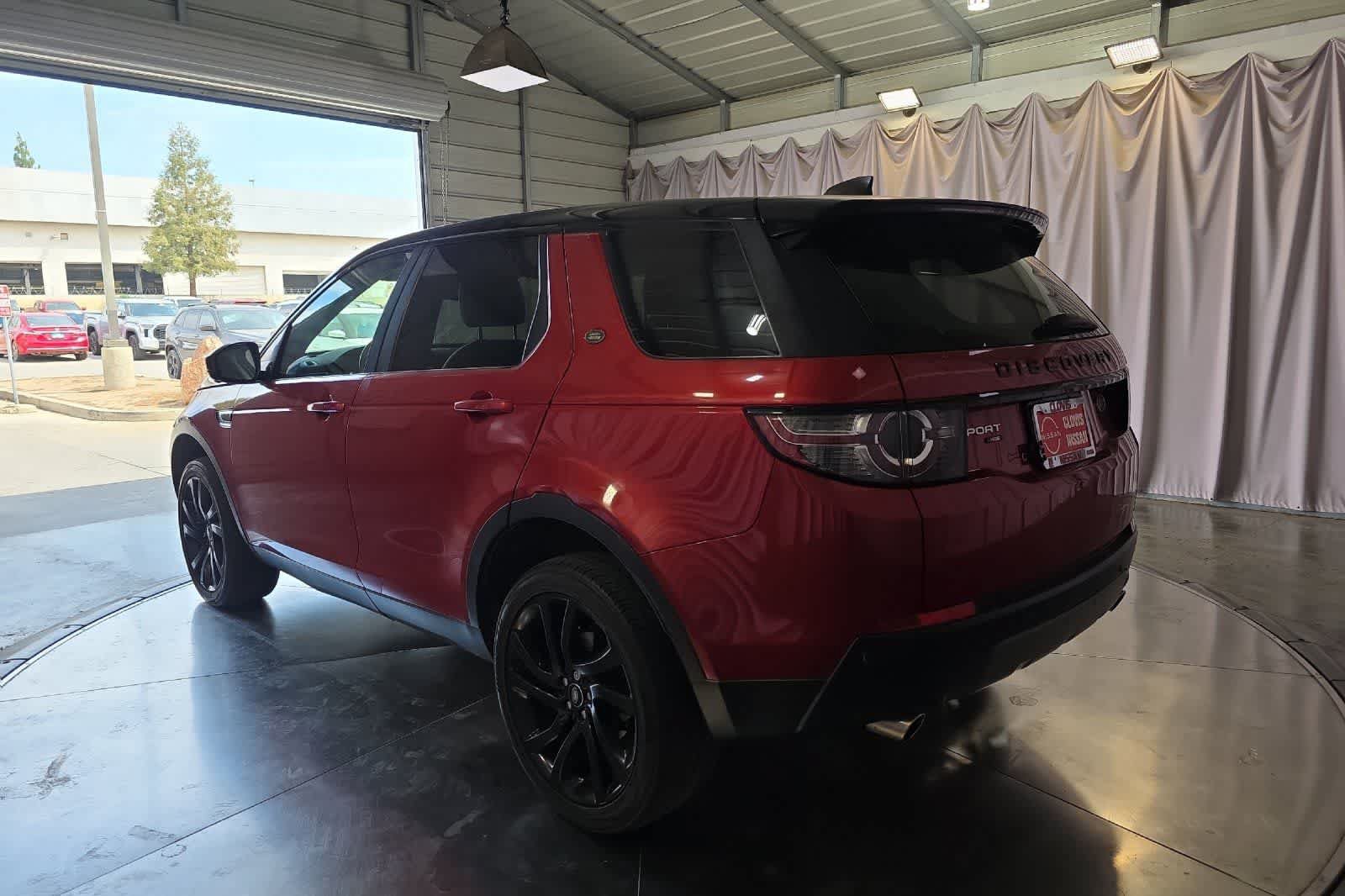 Used 2017 Land Rover Discovery Sport HSE Luxury AWD/4WD image 7
