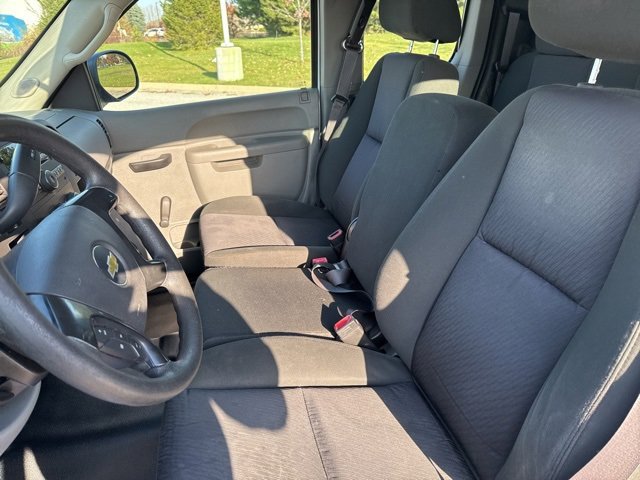 Used 2013 Chevrolet Silverado 1500 W/T image 17